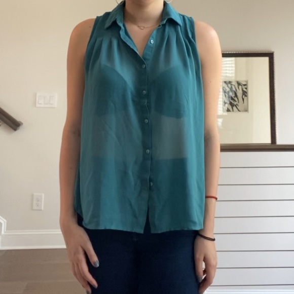 Button down tank - Picture 2 of 3